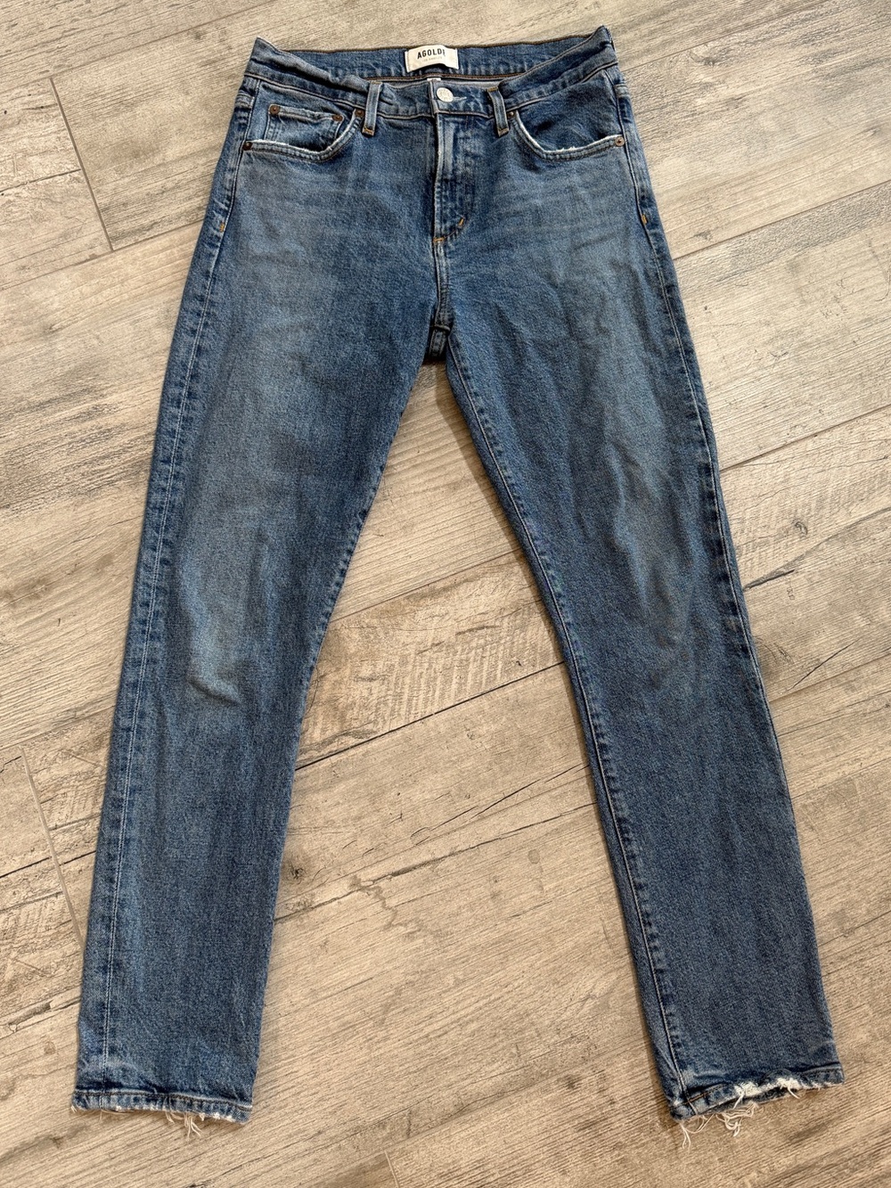 AGOLDE Classic Chic Toni Mid Rise Straight Dime Wash w/frayed hem Sz 25